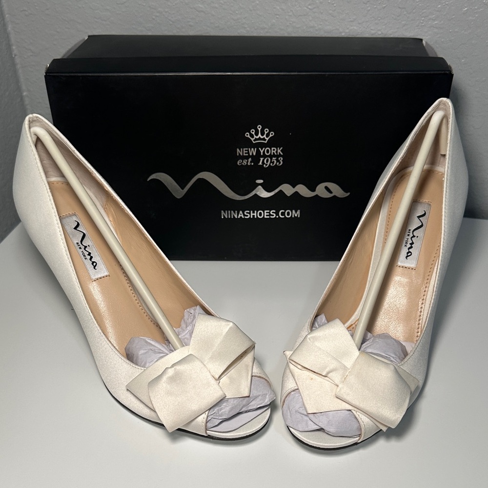 Nina Women's Cream Peep Toe Heels- Fraser- LS